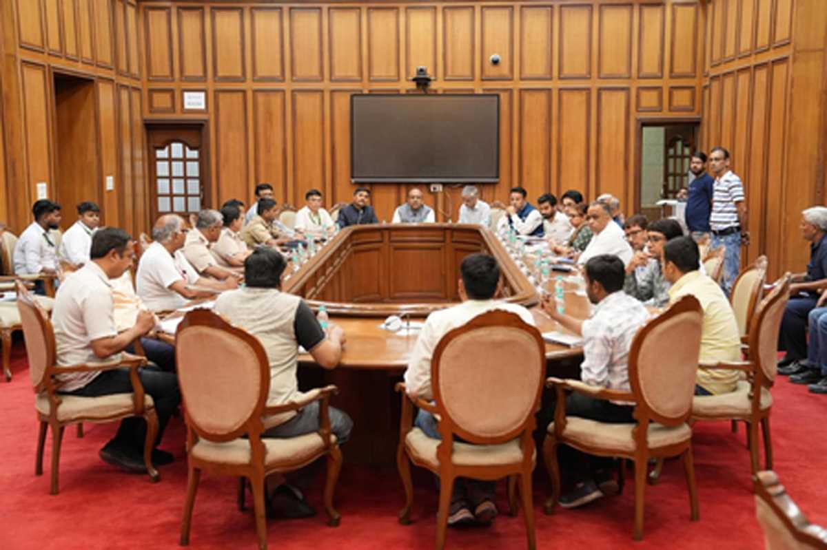 दिल्ली विधानसभा में नव संवत्सर 2082 की तैयारियां, विजेंद्र गुप्ता ने की समीक्षा